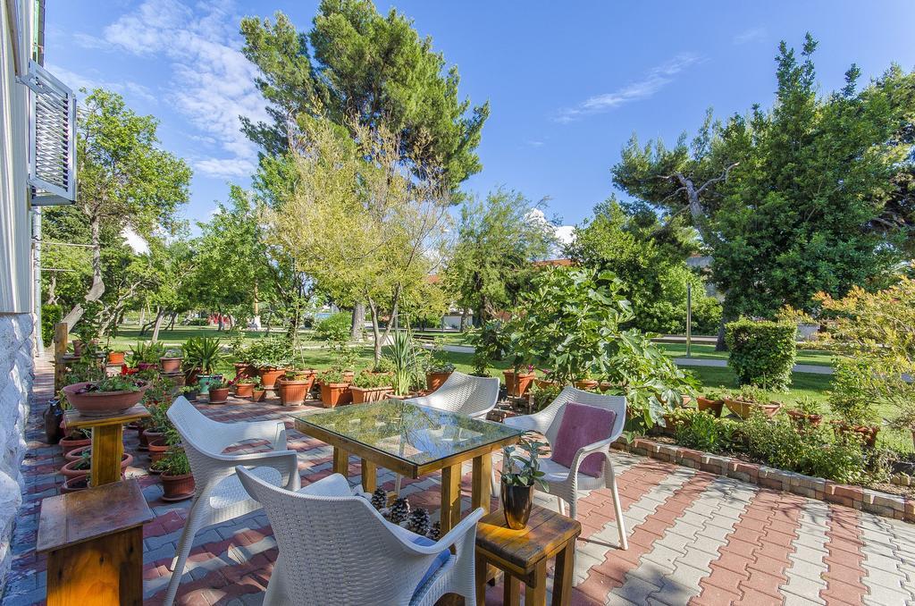 Beach & Park Apartment Kaštela Extérieur photo