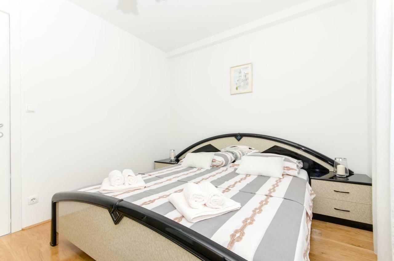 Beach & Park Apartment Kaštela Extérieur photo